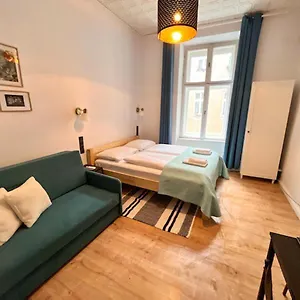 https://supreme-apartment-in-the-city-center.krakowhotelspoland.com